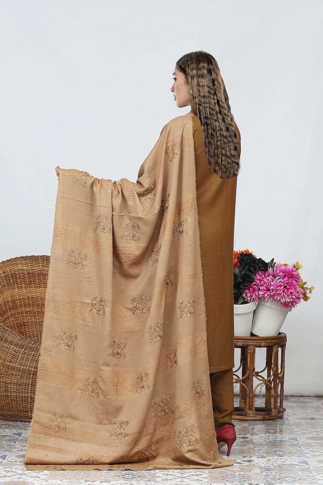 AA Peach Karandi 01- 3pcs- Velvet Shawl A4