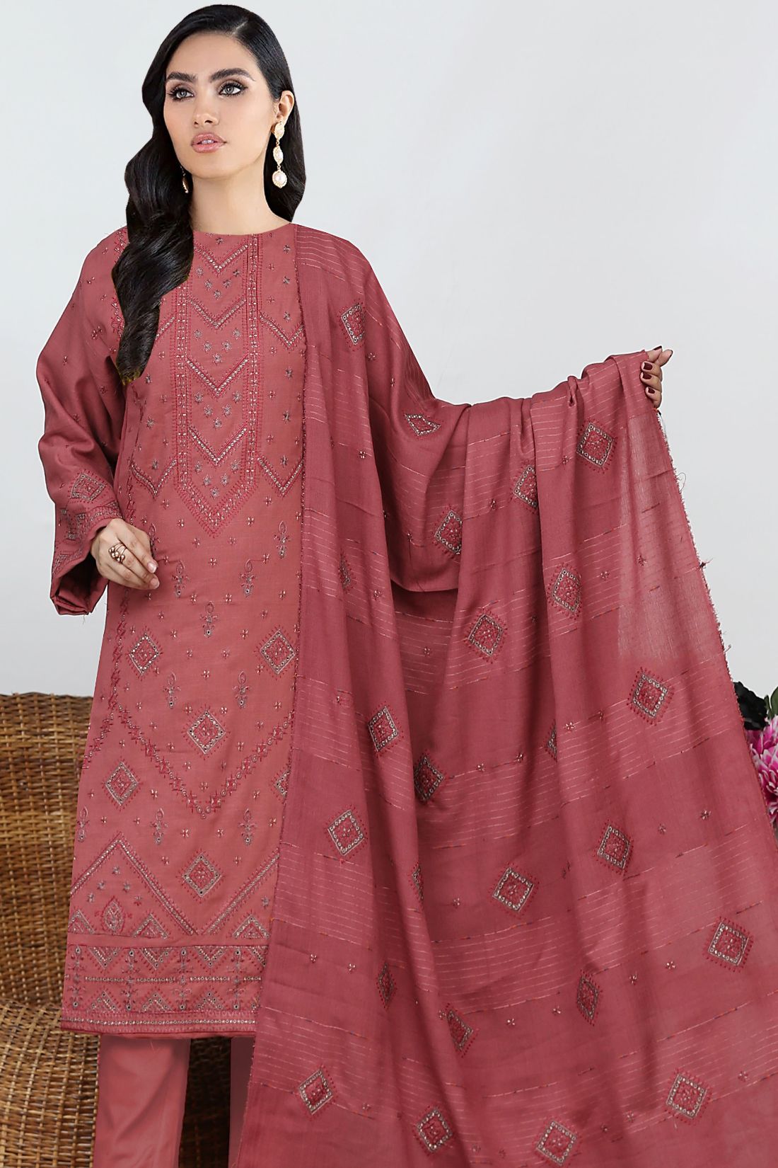 AA Peach Karandi 01- 3pcs- Velvet Shawl A2